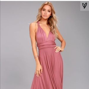 NWOT Lulus convertible maxi dress M in dusty pink.